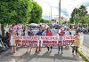 Servidores de Cratéus protestam contra mudança de regime jurídico