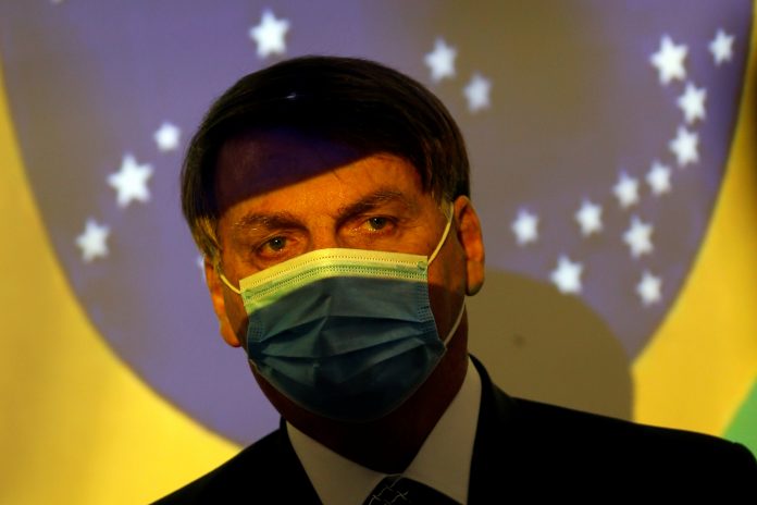 Presidente Jair Bolsonaro durante cerimônia no Ministério de Minas e Energia, em Brasília