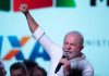 Lula afirma que governo vai “resolver” piso salarial da enfermagem
