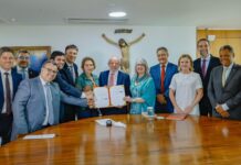 Governo Federal anuncia reajuste de 5,4% no piso nacional do magistério