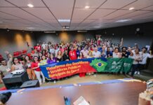 FETAMCE realiza assinatura da Carta Compromisso com candidatos e candidatas