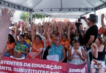 Greve na educação infantil de Fortaleza continua; categoria mantém mobilização até nova reunião